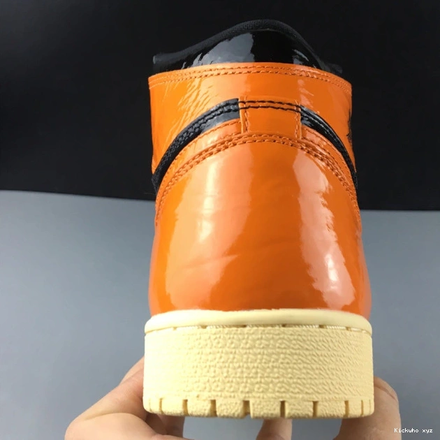 3.0 Shattered High 1 555088-028 - Jordan Retro Air Backboard 0810